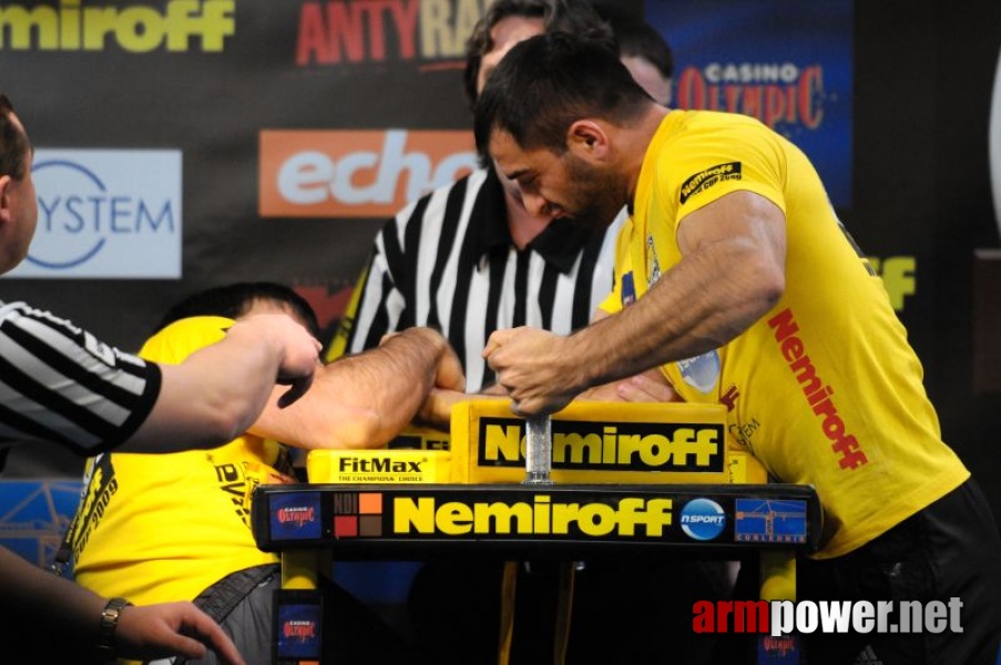 Nemiroff 2009 - Day 2 - Right hand # Armwrestling # Armpower.net