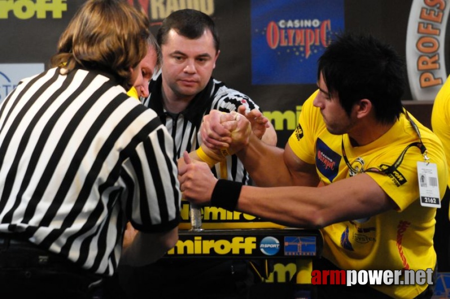 Nemiroff 2009 - Day 2 - Right hand # Siłowanie na ręce # Armwrestling # Armpower.net