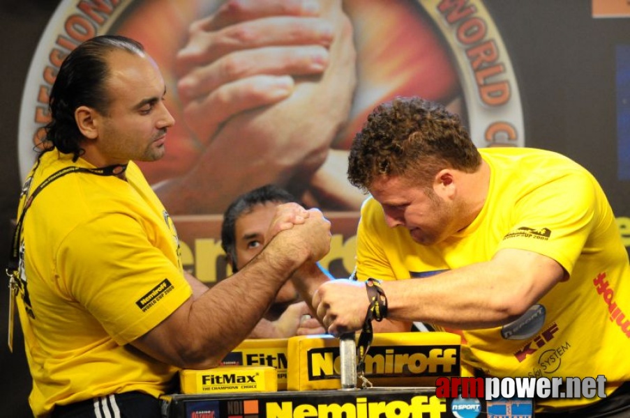 Nemiroff 2009 - Day 2 - Right hand # Siłowanie na ręce # Armwrestling # Armpower.net