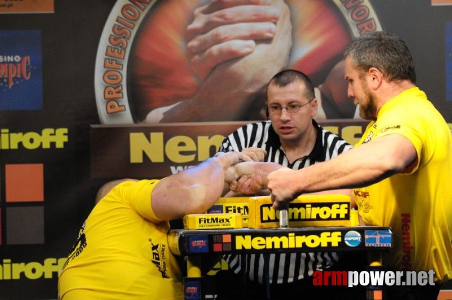 Nemiroff 2009 - Day 2 - Right hand # Armwrestling # Armpower.net