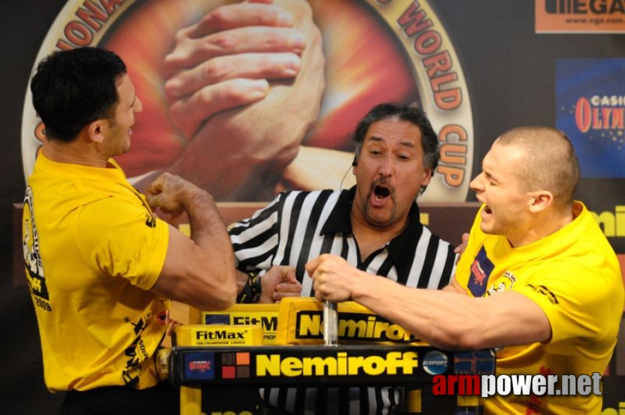 Nemiroff 2009 - Day 2 - Right hand # Siłowanie na ręce # Armwrestling # Armpower.net