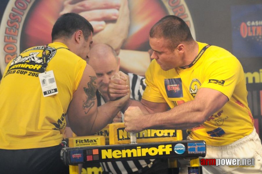 Nemiroff 2009 - Day 2 - Right hand # Siłowanie na ręce # Armwrestling # Armpower.net