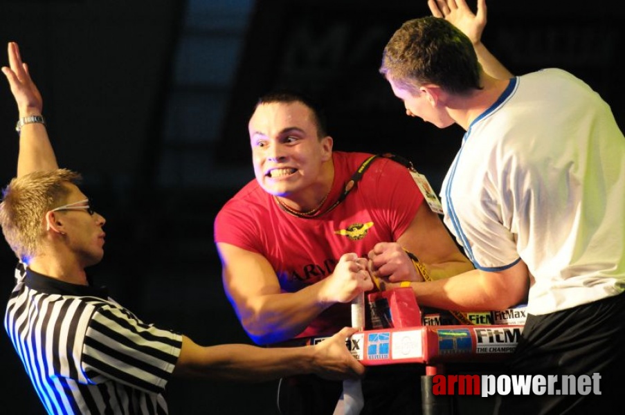 Puchar Polski 2009 - Lewa Reka # Siłowanie na ręce # Armwrestling # Armpower.net