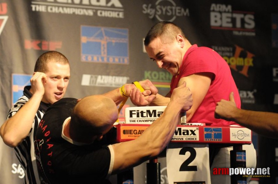 Puchar Polski 2009 - Lewa Reka # Siłowanie na ręce # Armwrestling # Armpower.net