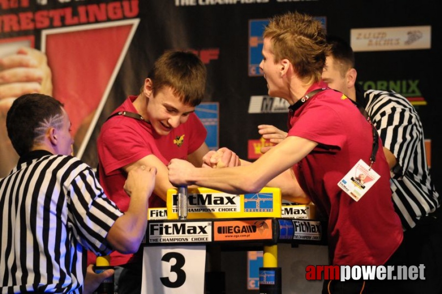 Puchar Polski 2009 - Prawa Reka # Siłowanie na ręce # Armwrestling # Armpower.net