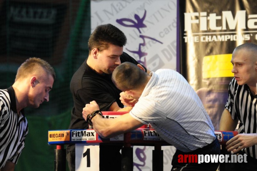 Puchar Polski 2009 - Prawa Reka # Siłowanie na ręce # Armwrestling # Armpower.net