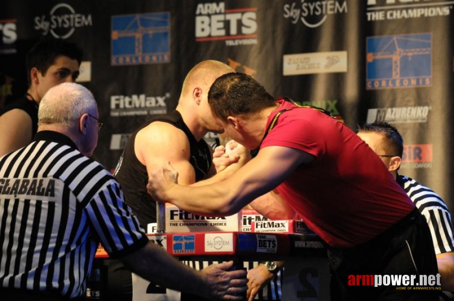 Puchar Polski 2009 - Prawa Reka # Siłowanie na ręce # Armwrestling # Armpower.net