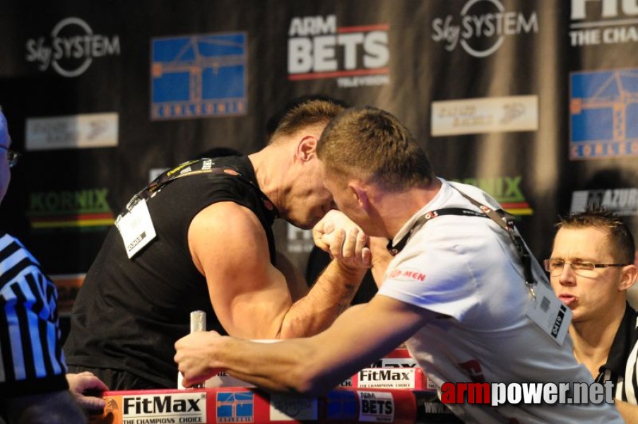 Puchar Polski 2009 - Prawa Reka # Siłowanie na ręce # Armwrestling # Armpower.net