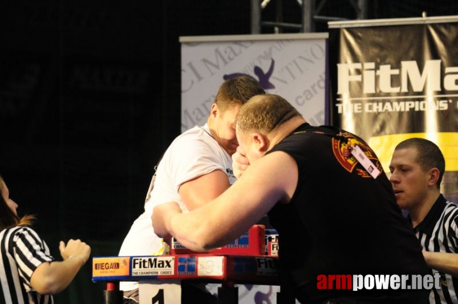 Puchar Polski 2009 - Prawa Reka # Siłowanie na ręce # Armwrestling # Armpower.net