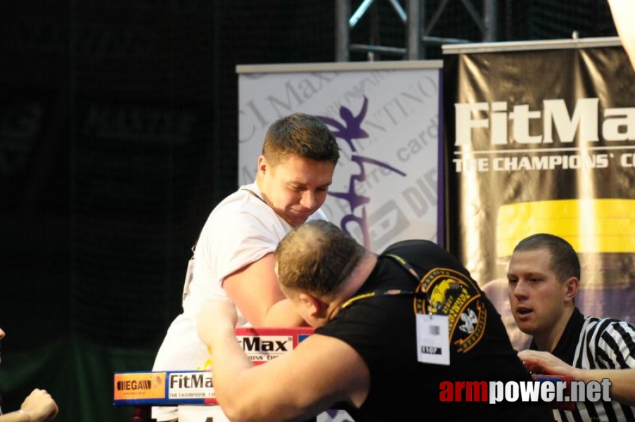 Puchar Polski 2009 - Prawa Reka # Siłowanie na ręce # Armwrestling # Armpower.net