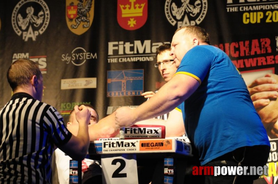 Puchar Polski 2009 - Prawa Reka # Siłowanie na ręce # Armwrestling # Armpower.net