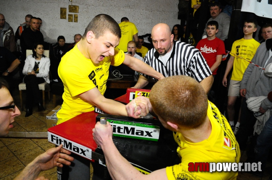 I Puchar Polski Amatorów - Debiuty 2010 # Armwrestling # Armpower.net