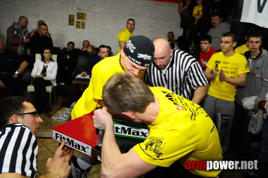 I Puchar Polski Amatorów - Debiuty 2010 # Armwrestling # Armpower.net