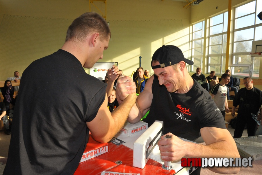 Debiuty 2010 - Stare Miasto # Armwrestling # Armpower.net