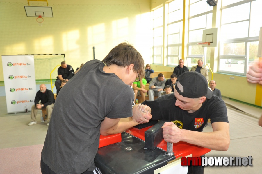 Debiuty 2010 - Stare Miasto # Siłowanie na ręce # Armwrestling # Armpower.net