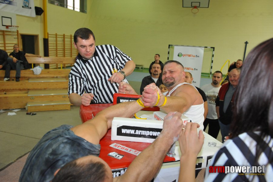 Debiuty 2010 - Stare Miasto # Siłowanie na ręce # Armwrestling # Armpower.net