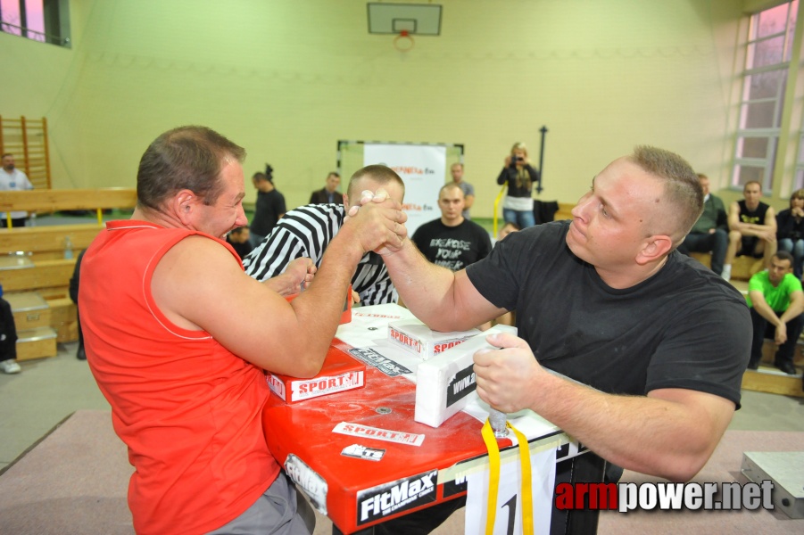 Debiuty 2010 - Stare Miasto # Siłowanie na ręce # Armwrestling # Armpower.net