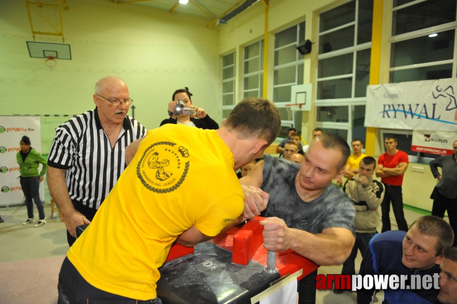 Debiuty 2010 - Stare Miasto # Siłowanie na ręce # Armwrestling # Armpower.net