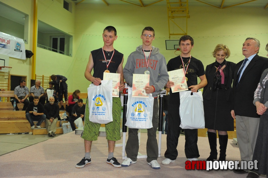 Debiuty 2010 - Stare Miasto # Siłowanie na ręce # Armwrestling # Armpower.net