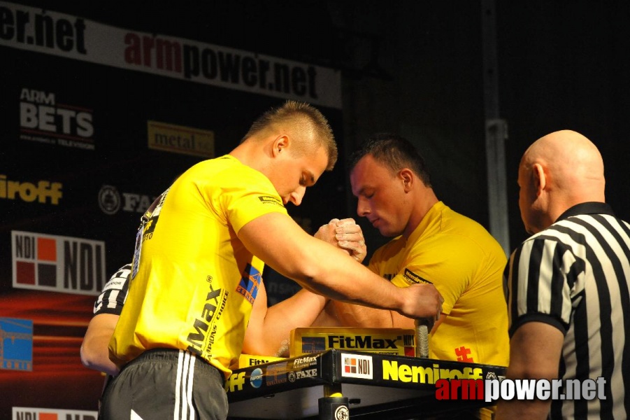 Nemiroff 2010 - Left Hand # Armwrestling # Armpower.net