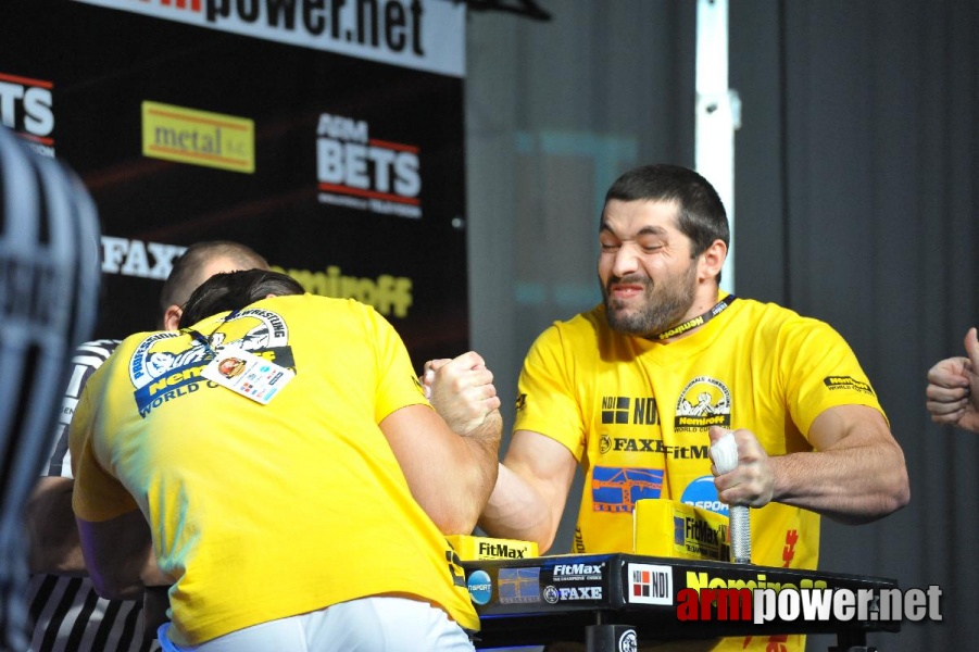 Nemiroff 2010 - Right Hand # Armwrestling # Armpower.net