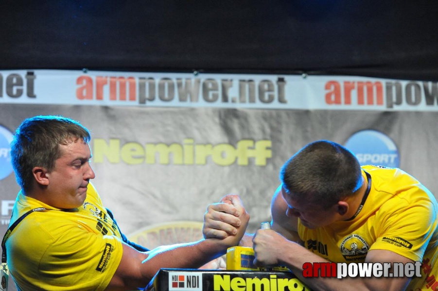 Nemiroff 2010 - Right Hand # Armwrestling # Armpower.net