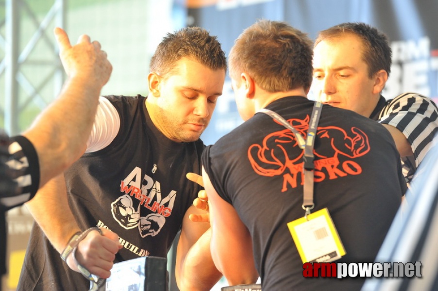 Mistrzostwa Polski 2011 - lewa reka # Siłowanie na ręce # Armwrestling # Armpower.net