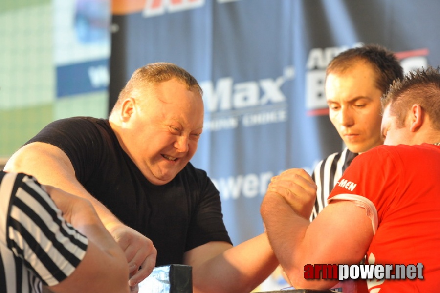 Mistrzostwa Polski 2011 - lewa reka # Siłowanie na ręce # Armwrestling # Armpower.net