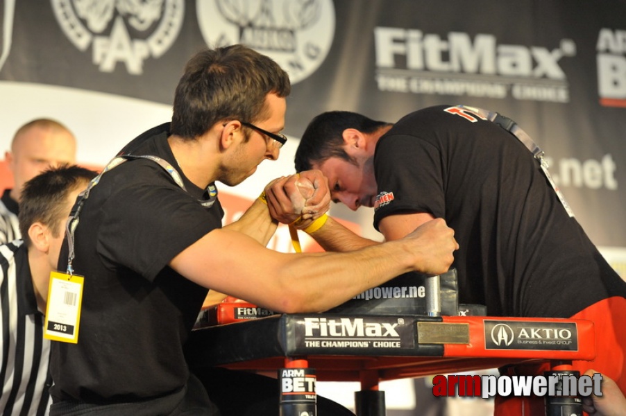 Mistrzostwa Polski 2011 - lewa reka # Siłowanie na ręce # Armwrestling # Armpower.net