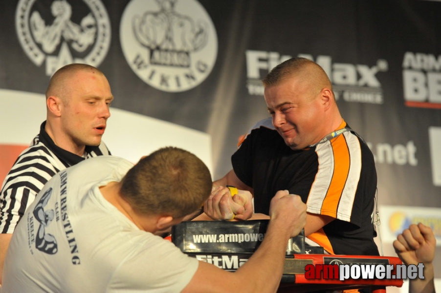 Mistrzostwa Polski 2011 - lewa reka # Siłowanie na ręce # Armwrestling # Armpower.net