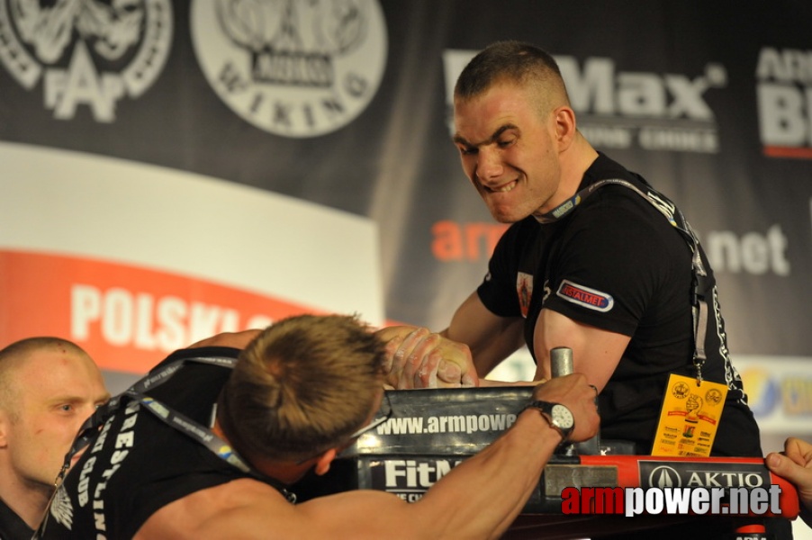 Mistrzostwa Polski 2011 - lewa reka # Siłowanie na ręce # Armwrestling # Armpower.net