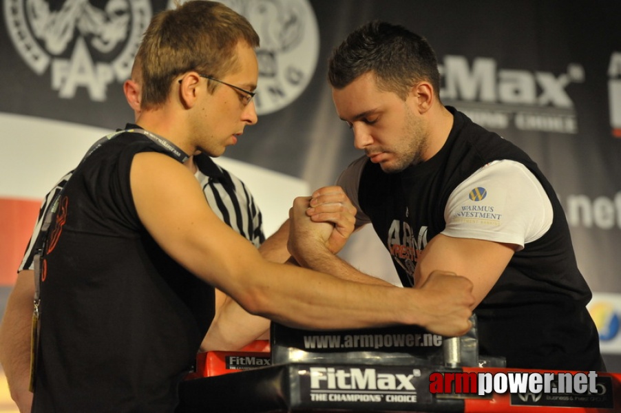 Mistrzostwa Polski 2011 - lewa reka # Siłowanie na ręce # Armwrestling # Armpower.net