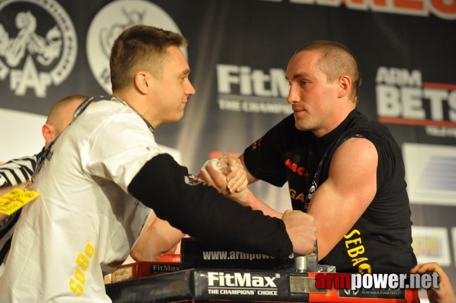 Mistrzostwa Polski 2011 - lewa reka # Siłowanie na ręce # Armwrestling # Armpower.net