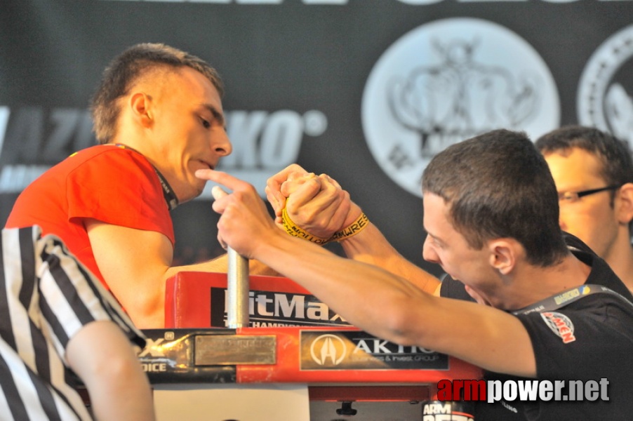 Mistrzostwa Polski 2011 - prawa reka # Armwrestling # Armpower.net