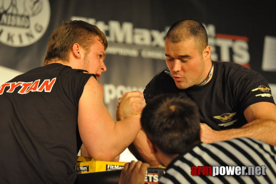 Mistrzostwa Polski 2011 - prawa reka # Armwrestling # Armpower.net