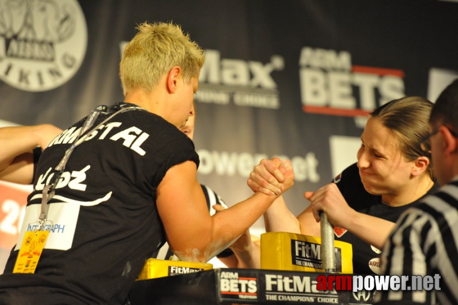 Mistrzostwa Polski 2011 - prawa reka # Siłowanie na ręce # Armwrestling # Armpower.net