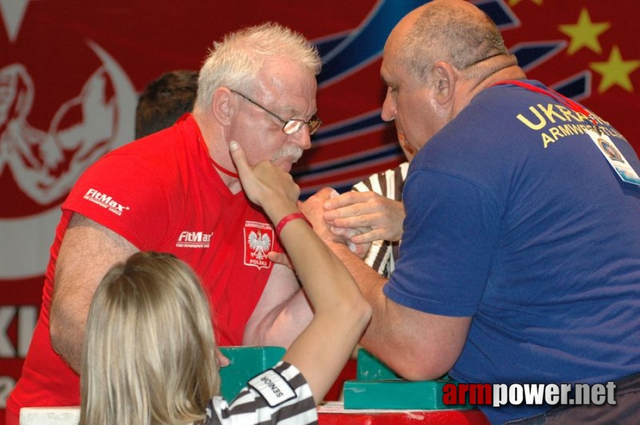 Europeans 2011 - Day 1 # Siłowanie na ręce # Armwrestling # Armpower.net