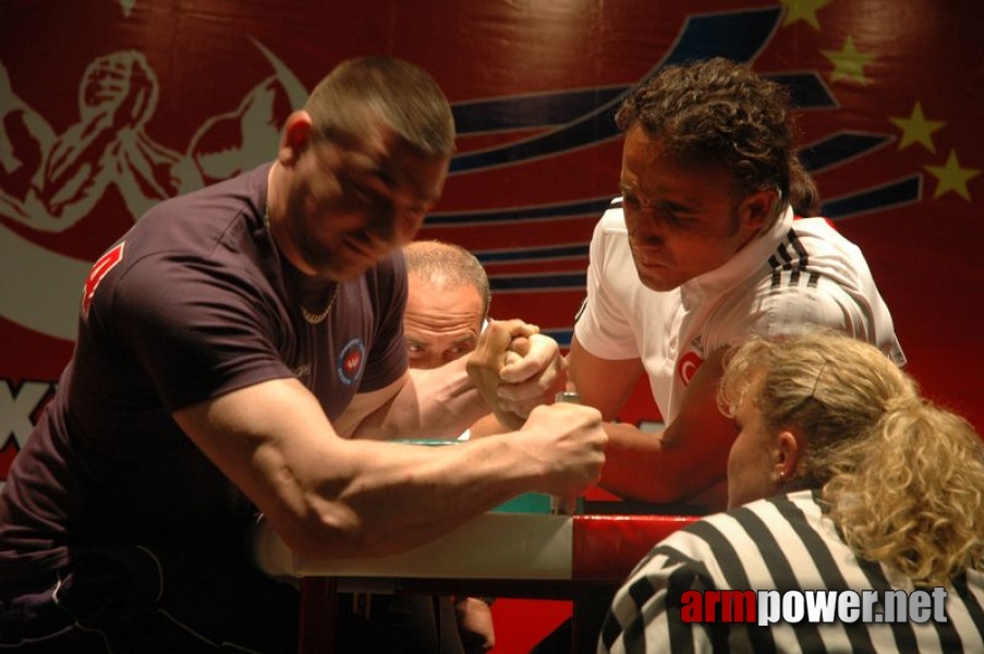 Europeans 2011 - Day 1 # Siłowanie na ręce # Armwrestling # Armpower.net