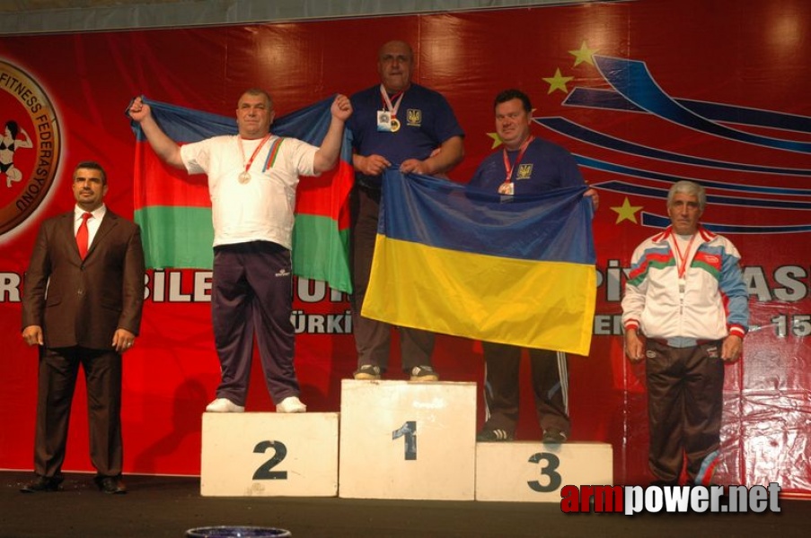 Europeans 2011 - Day 1 # Armwrestling # Armpower.net