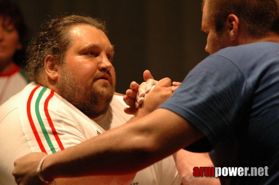 Europeans 2011 - Day 2 # Armwrestling # Armpower.net