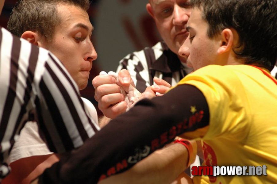 Europeans 2011 - Day 2 # Armwrestling # Armpower.net