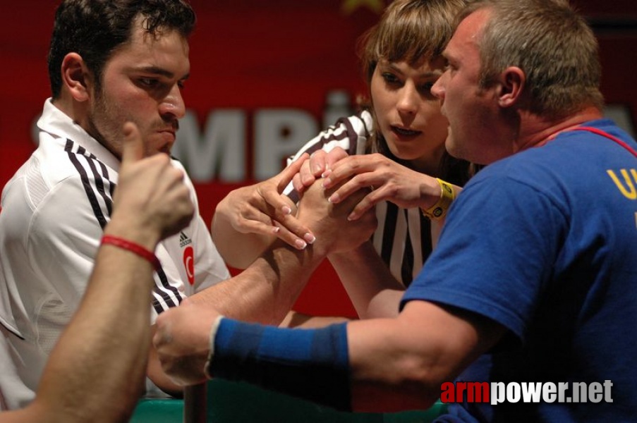 Europeans 2011 - Day 2 # Siłowanie na ręce # Armwrestling # Armpower.net