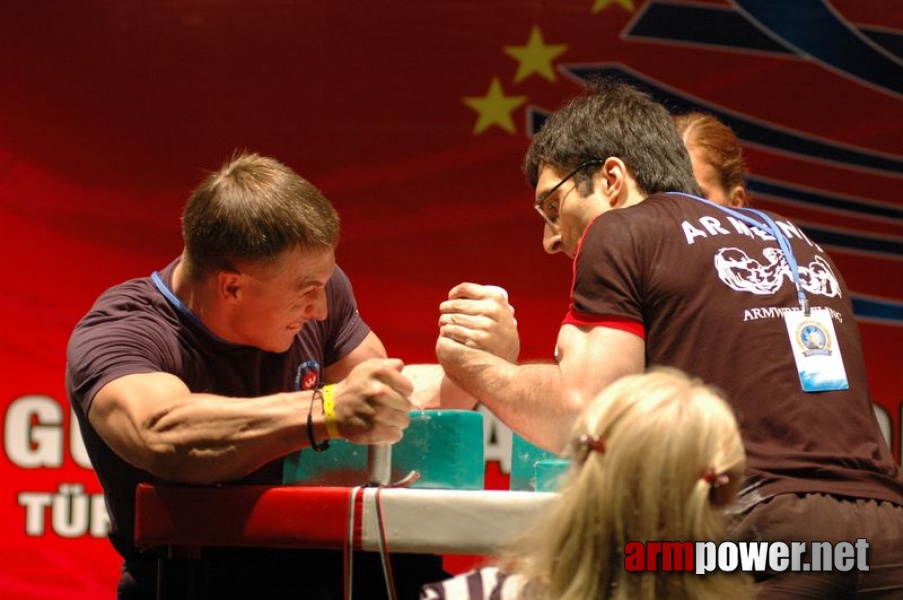 Europeans 2011 - Day 3 # Armwrestling # Armpower.net