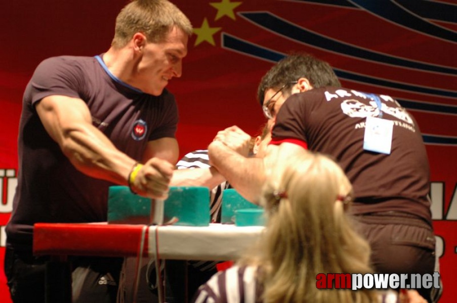 Europeans 2011 - Day 3 # Armwrestling # Armpower.net