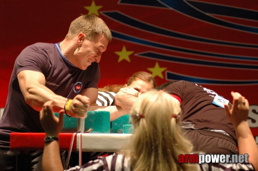 Europeans 2011 - Day 3 # Armwrestling # Armpower.net