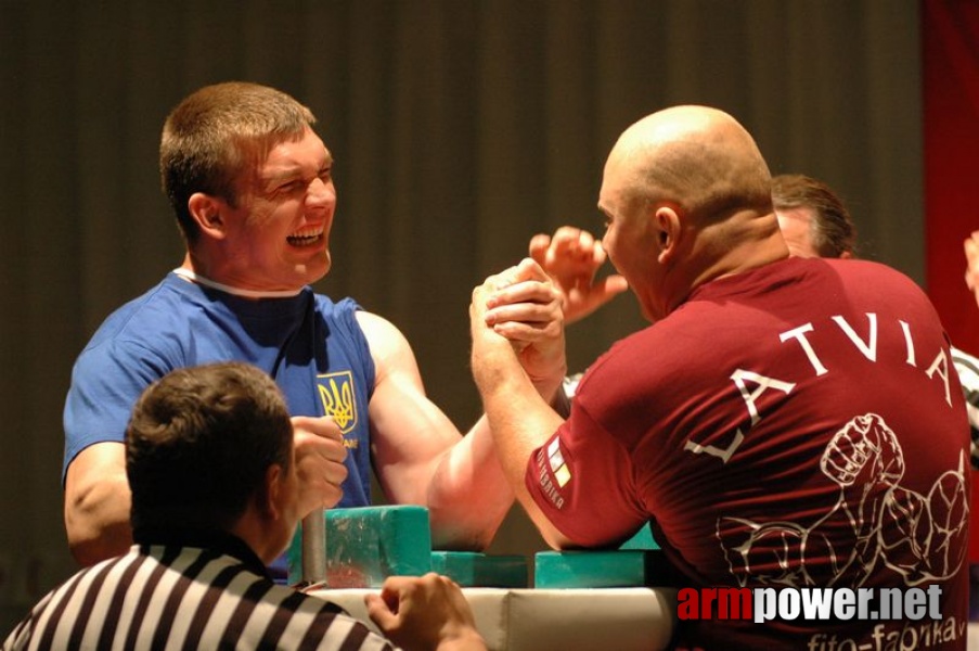 Europeans 2011 - Day 3 # Siłowanie na ręce # Armwrestling # Armpower.net