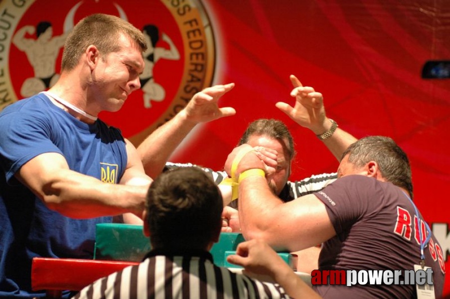 Europeans 2011 - Day 3 # Armwrestling # Armpower.net