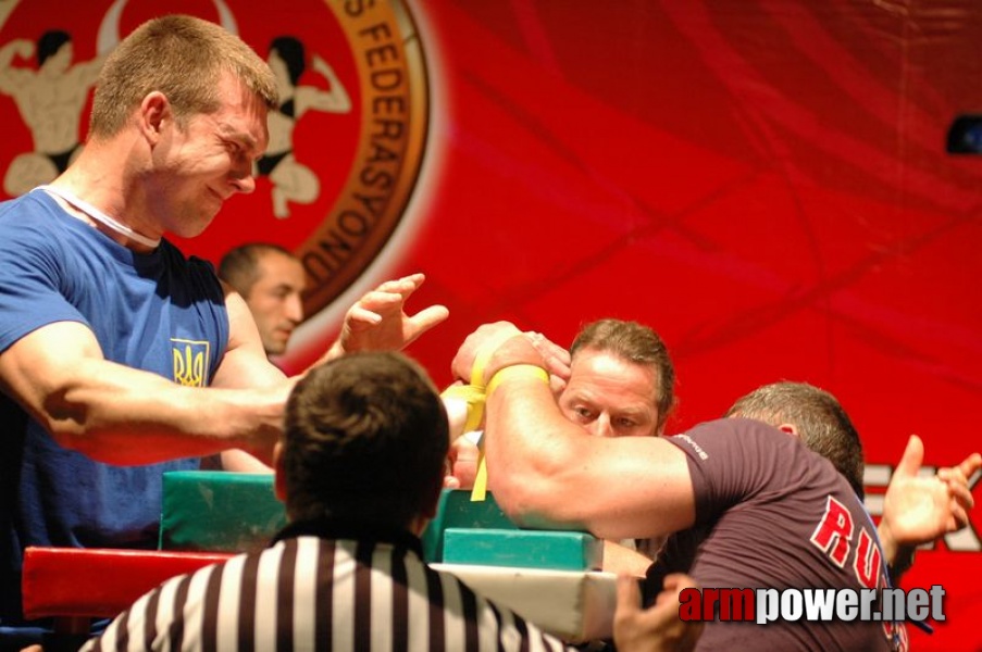 Europeans 2011 - Day 3 # Armwrestling # Armpower.net