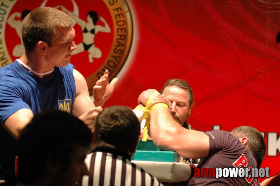 Europeans 2011 - Day 3 # Armwrestling # Armpower.net