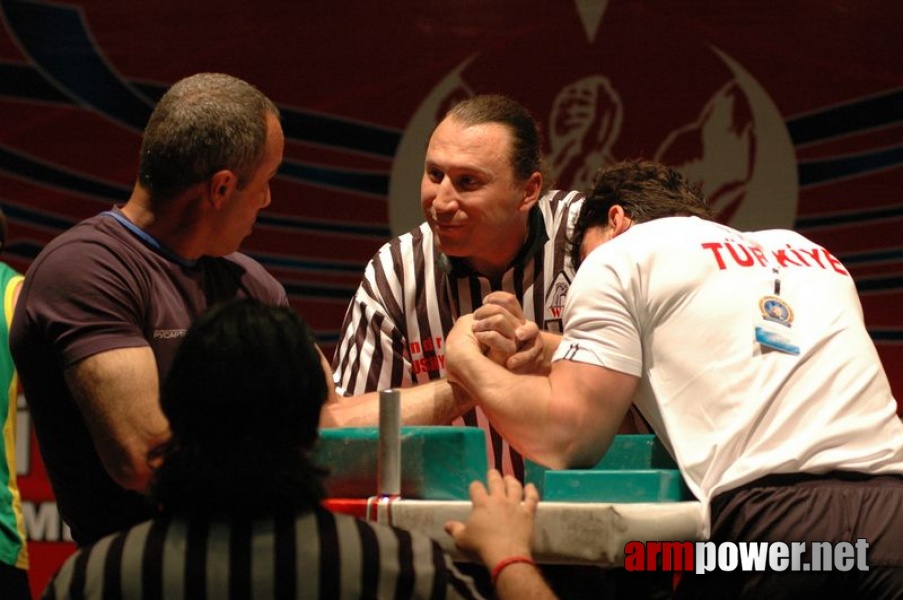 Europeans 2011 - Day 3 # Armwrestling # Armpower.net